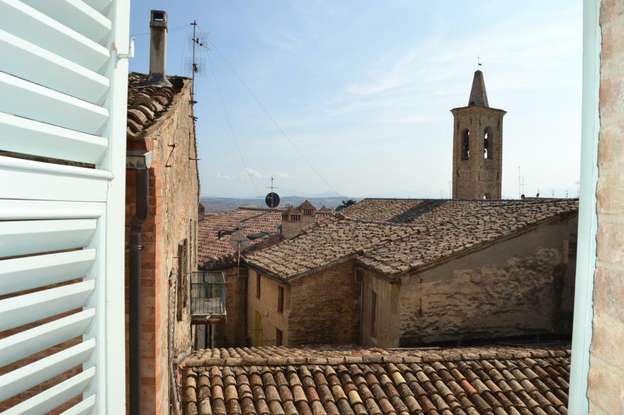 Palazzo Roberti Hotel Monte San Giusto Bagian luar foto